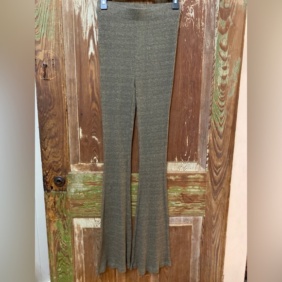 Army Green Forever 21 Long Sleeve Flare Leg Legging Set - Picture 4 of 5